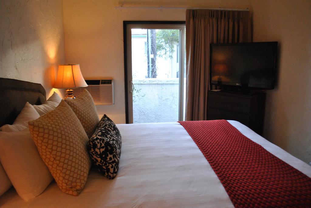 Palmoro House Hotel Santa Barbara Bilik gambar